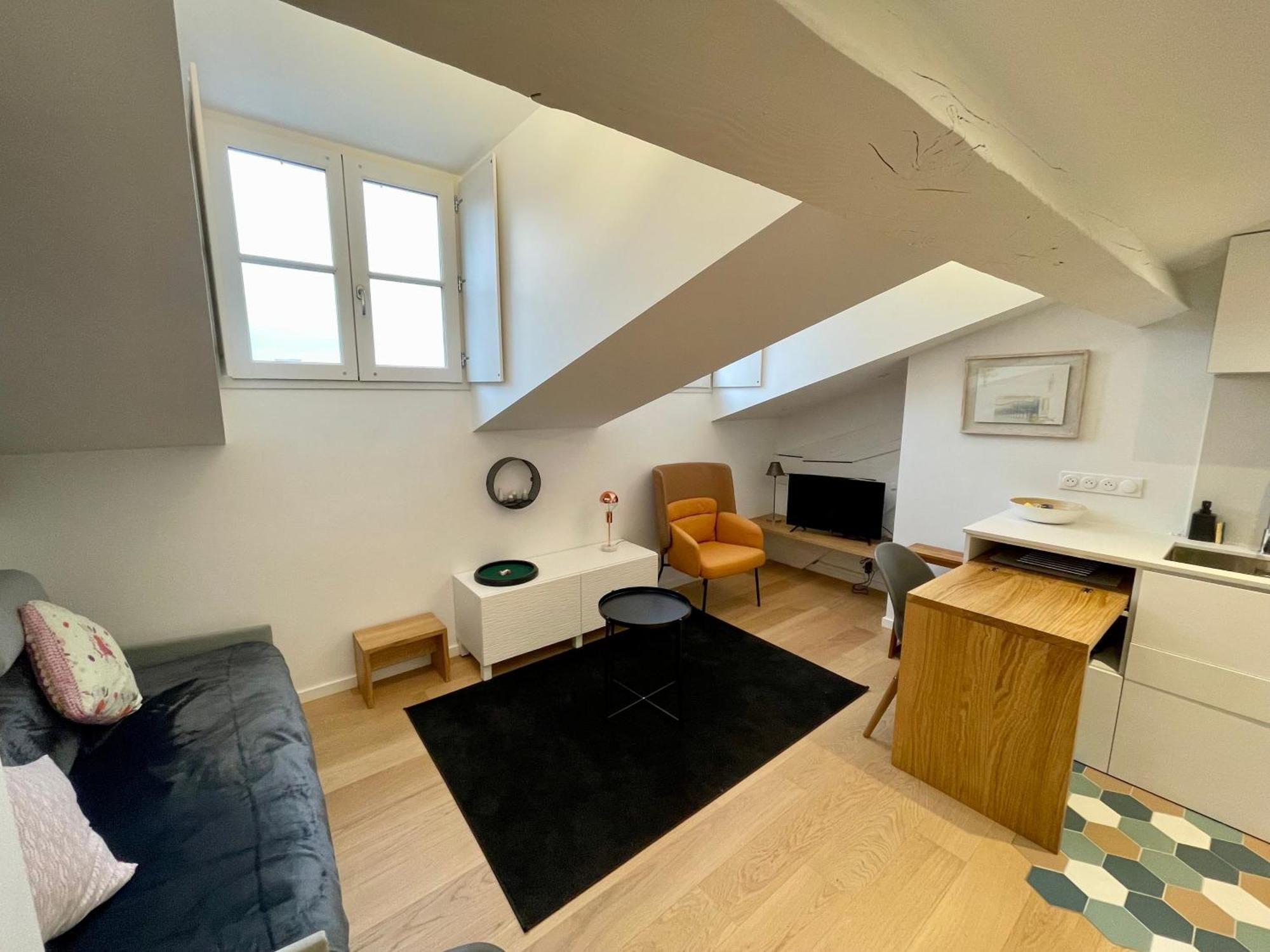 L'ecrin Des Arts - Appt Climatise Apartamento
